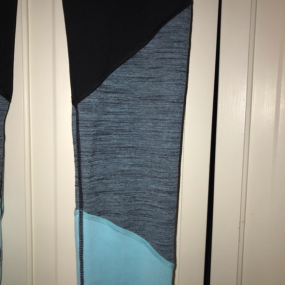Old Navy Leggings Small - Picture 2 of 4